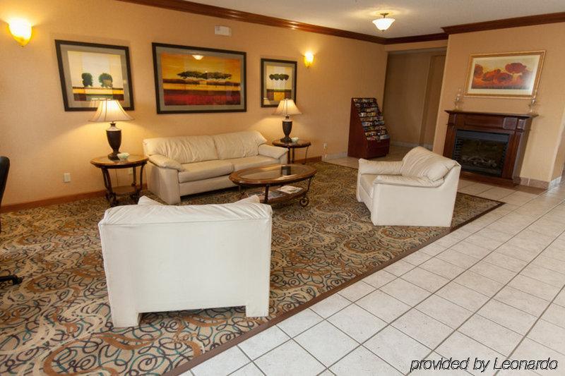 Holiday Inn Express & Suites - Muncie By Ihg Interior foto